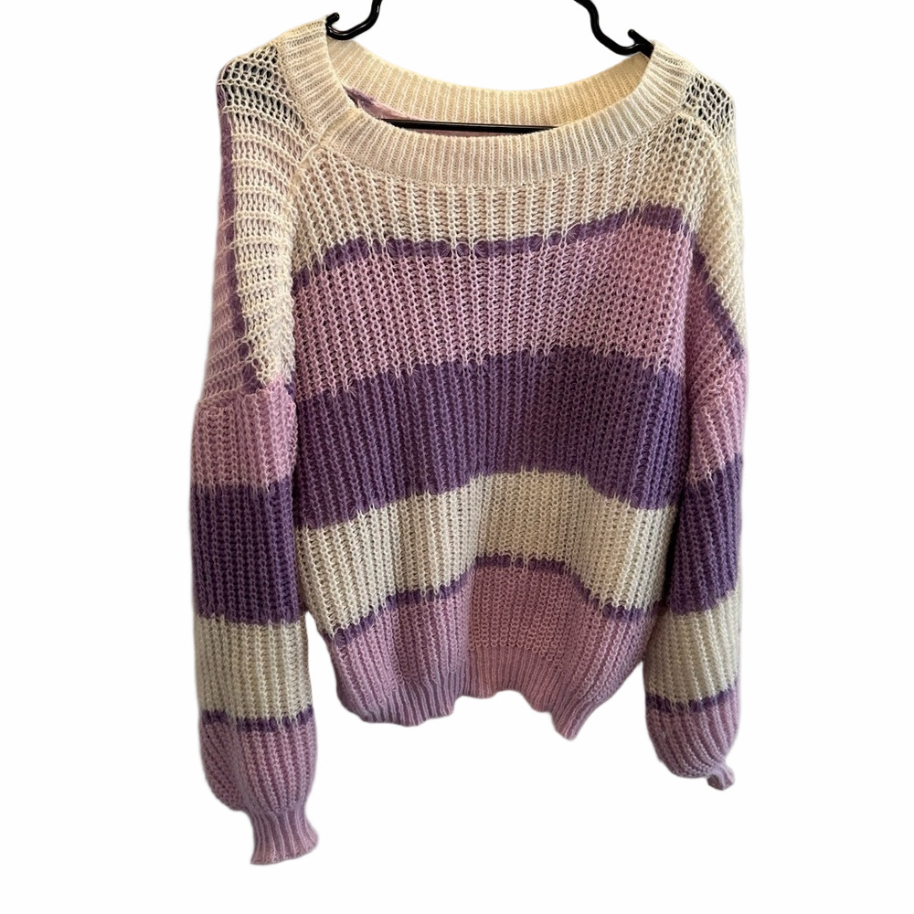 SHEIN Purple & White Sweater Size Small